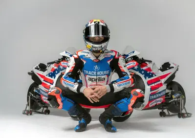 MotoGP 2024. Finita l'attesa, ecco le livree delle Aprilia Trackhouse, le americane! [GALLERY]