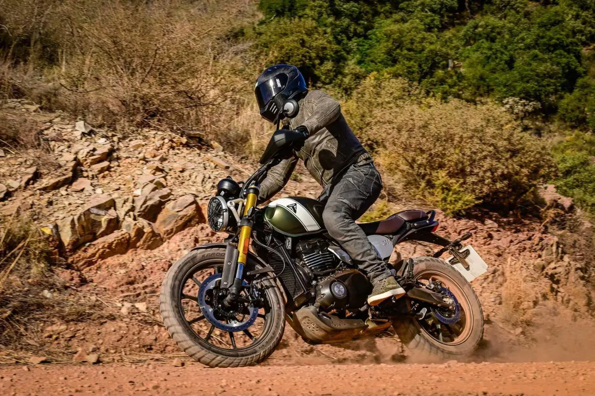 Triumph Scrambler 400 X TEST: come si guida su strada e in fuoristrada. Pro e contro! [VIDEO & GALLERY] (30)