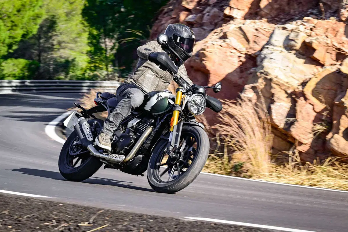 Triumph Scrambler 400 X TEST: come si guida su strada e in fuoristrada. Pro e contro! [VIDEO & GALLERY] (19)