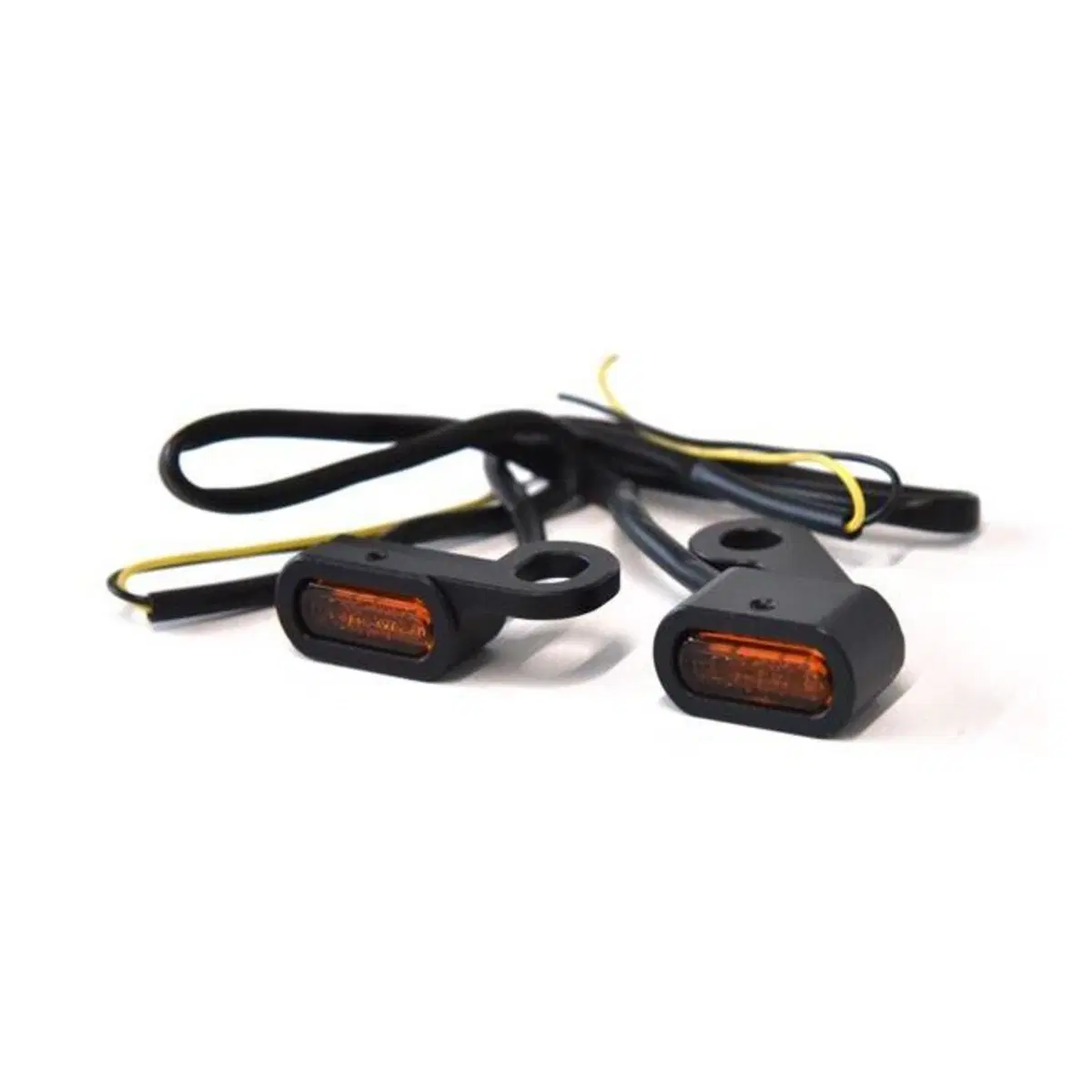 Frecce nere con lenti ambrate omologate a LED per 