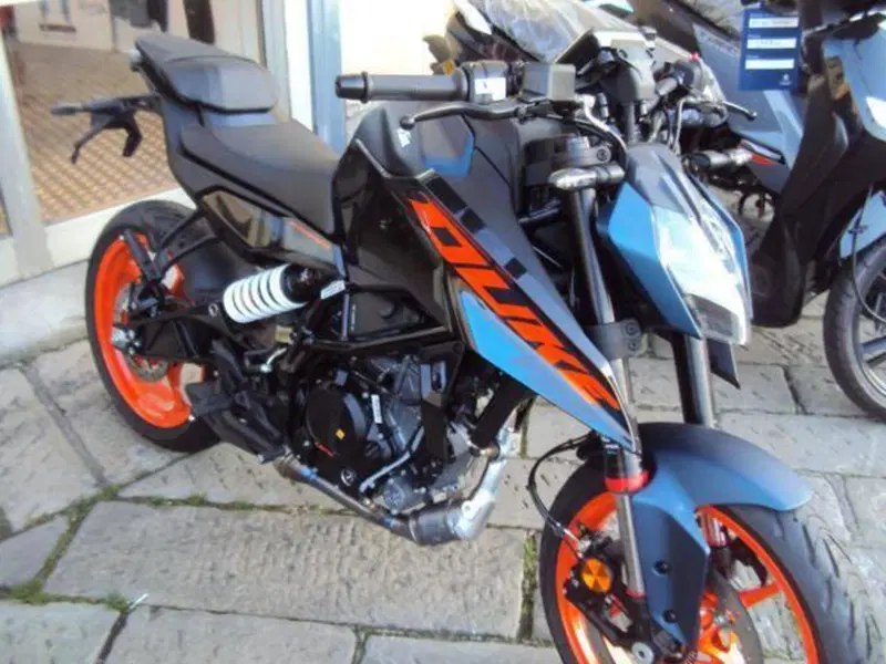 KTM 125 Duke (2024 - 25) (5)