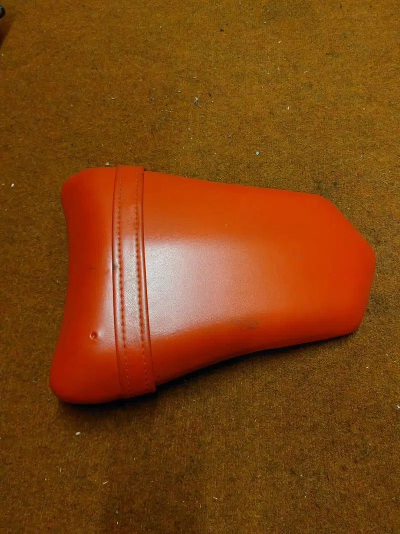SELLA DUCATI 999/749 (2)