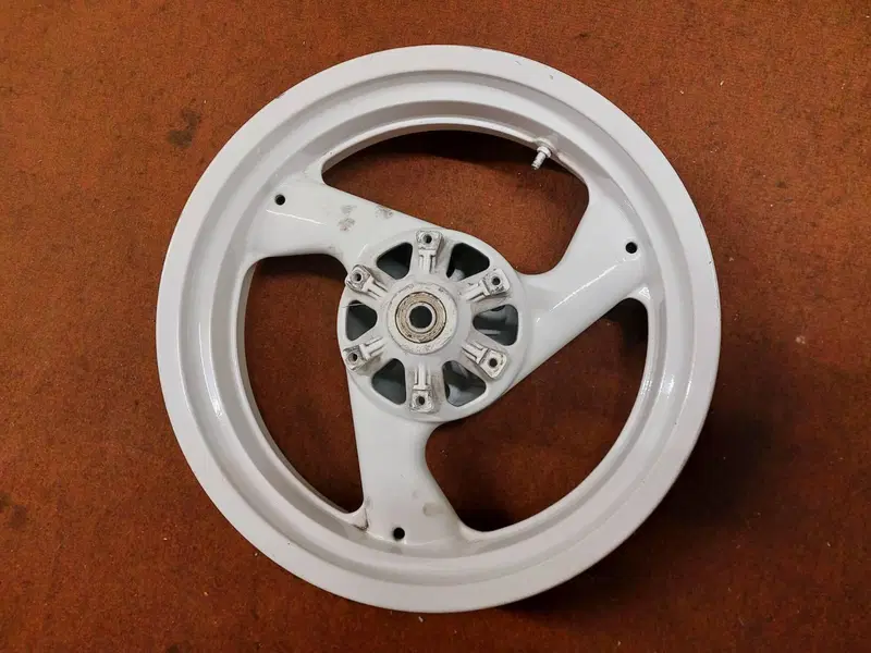 CERCHIO DUCATI MONSTER 600 (2)