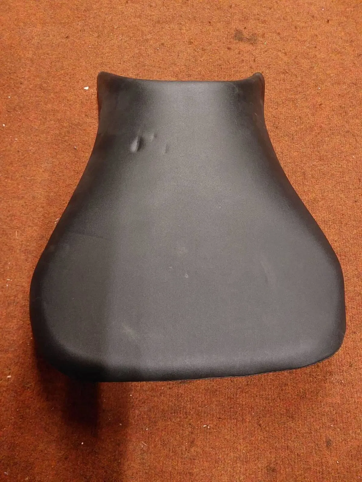 SELLA YAMAHA R6 DAL 98 AL 2002 (2)