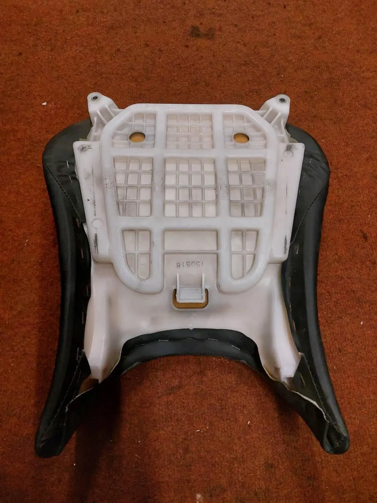 SELLA YAMAHA R6 DAL 98 AL 2002 (3)