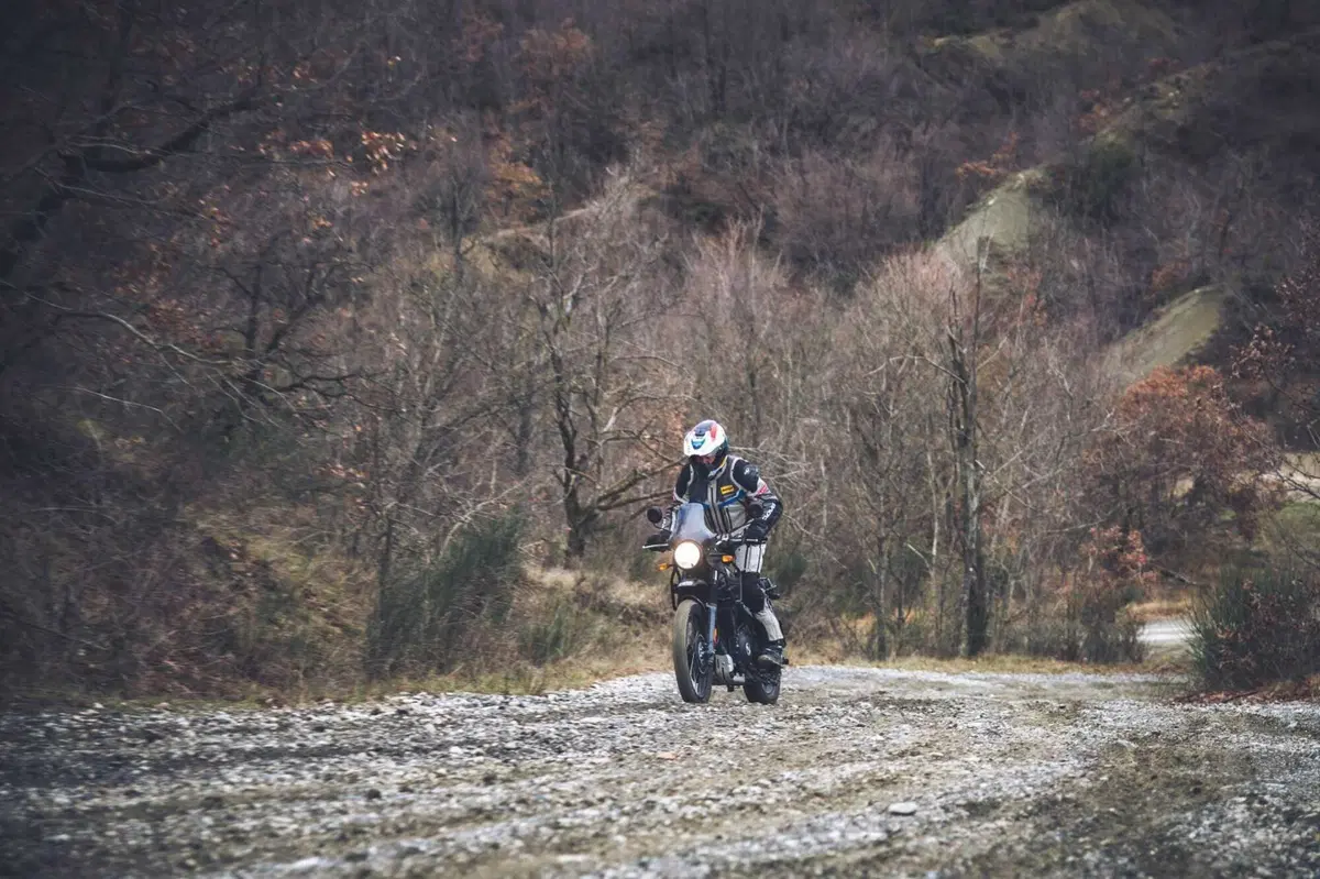 Royal Enfield HIMALAYAN 452: è davvero migliorata in tutto? Il nostro LONG TEST (18)