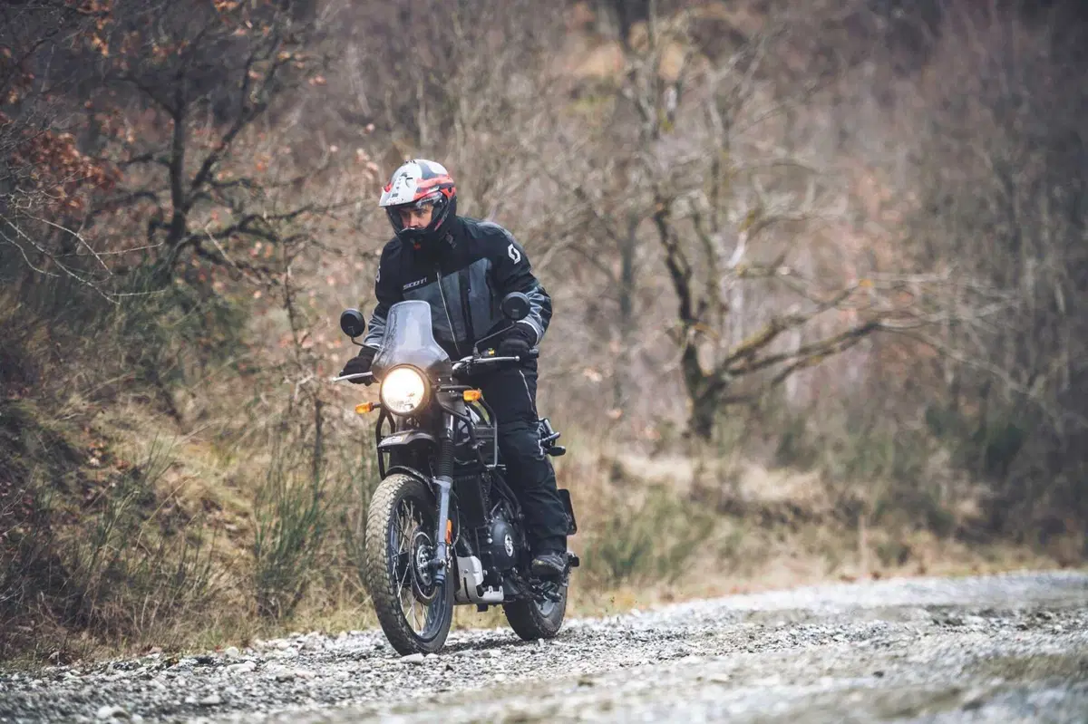 Royal Enfield HIMALAYAN 452: è davvero migliorata in tutto? Il nostro LONG TEST (60)