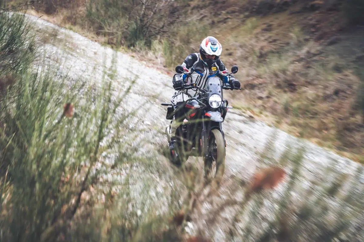Royal Enfield HIMALAYAN 452: è davvero migliorata in tutto? Il nostro LONG TEST (70)