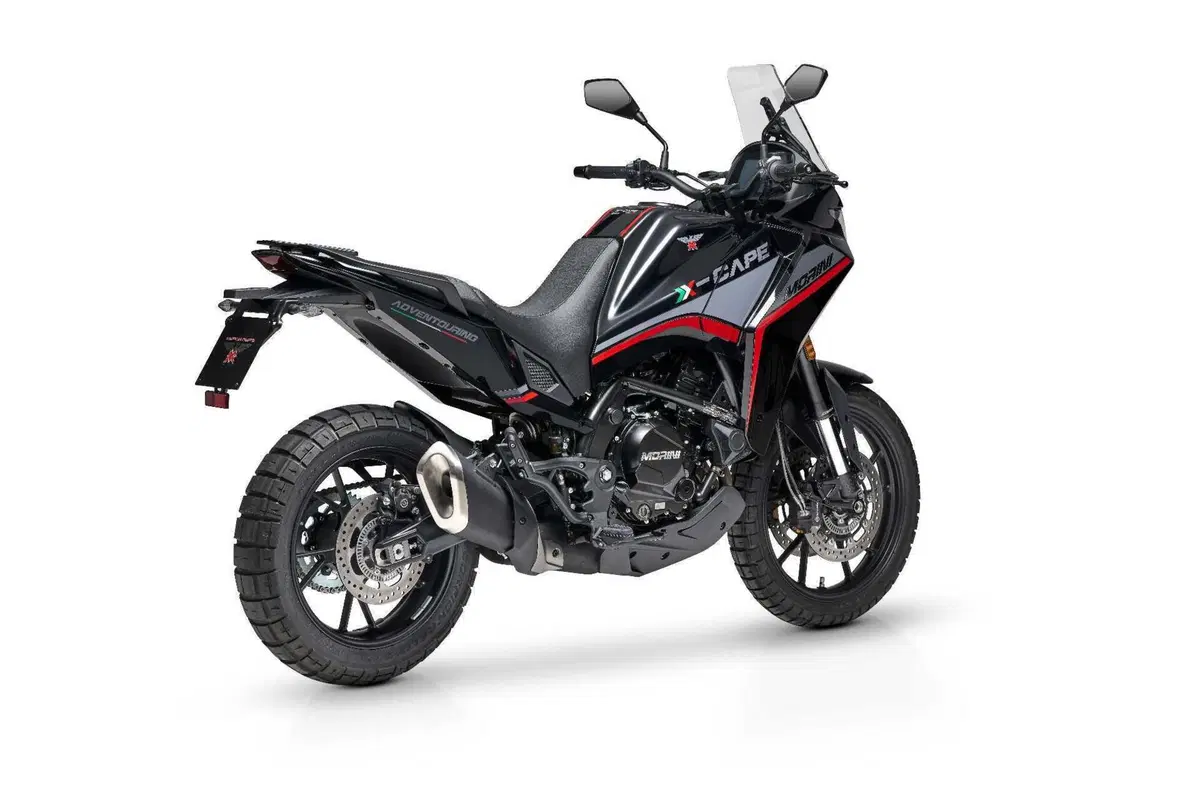 Moto Morini: la X-Cape Black Ebony arriva in concessionaria (7)