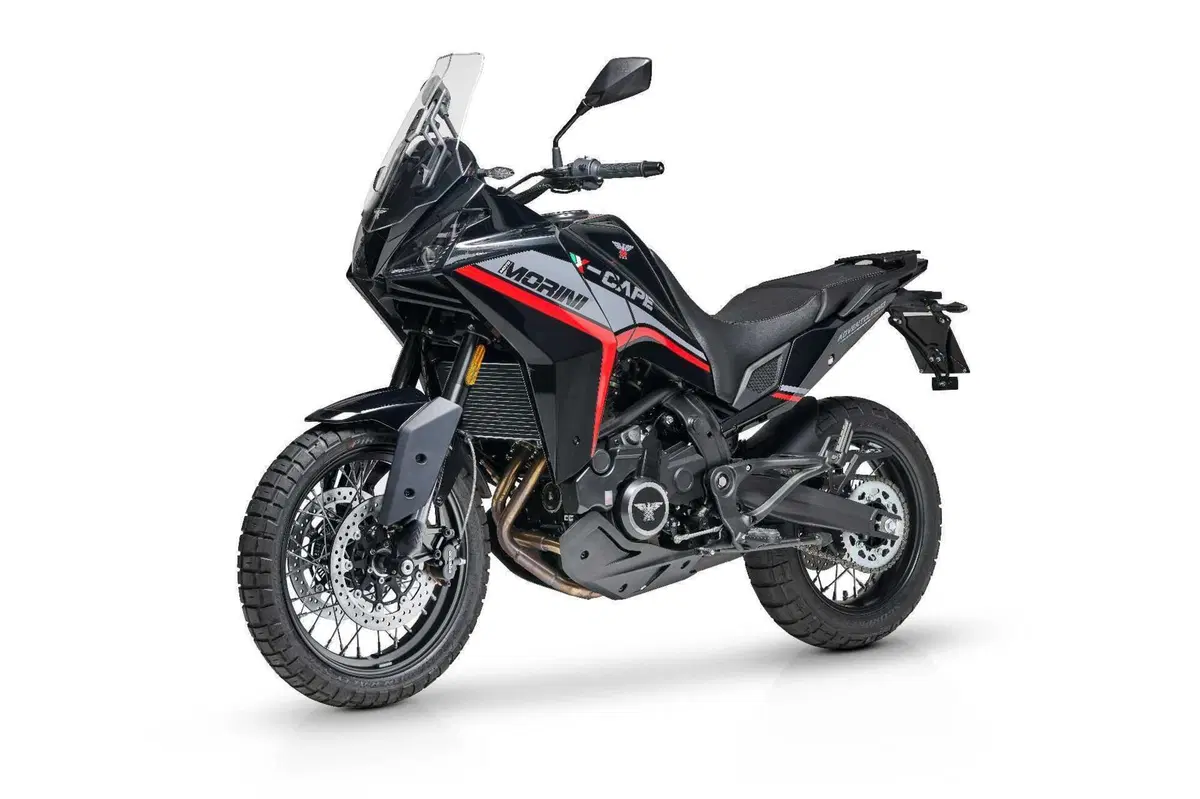 Moto Morini: la X-Cape Black Ebony arriva in concessionaria (16)