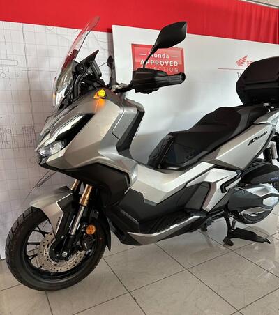 Honda ADV 350 (2022 - 24), prezzo e scheda tecnica 