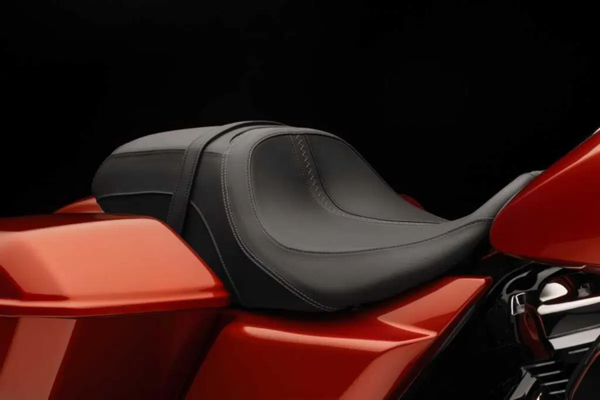 Il nuovo Street Glide 2024 di Harley-Davidson: dotazioni, versioni e prezzi (14)
