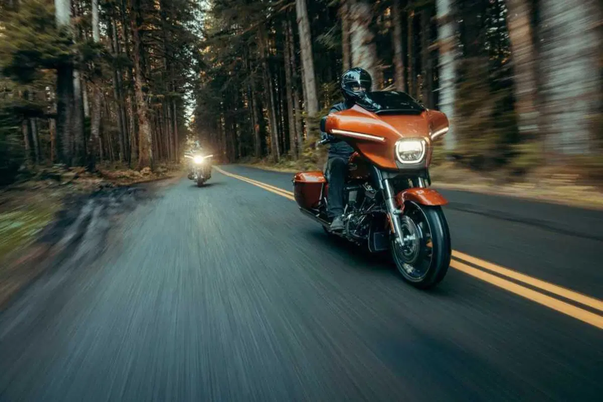Il nuovo Street Glide 2024 di Harley-Davidson: dotazioni, versioni e prezzi (22)