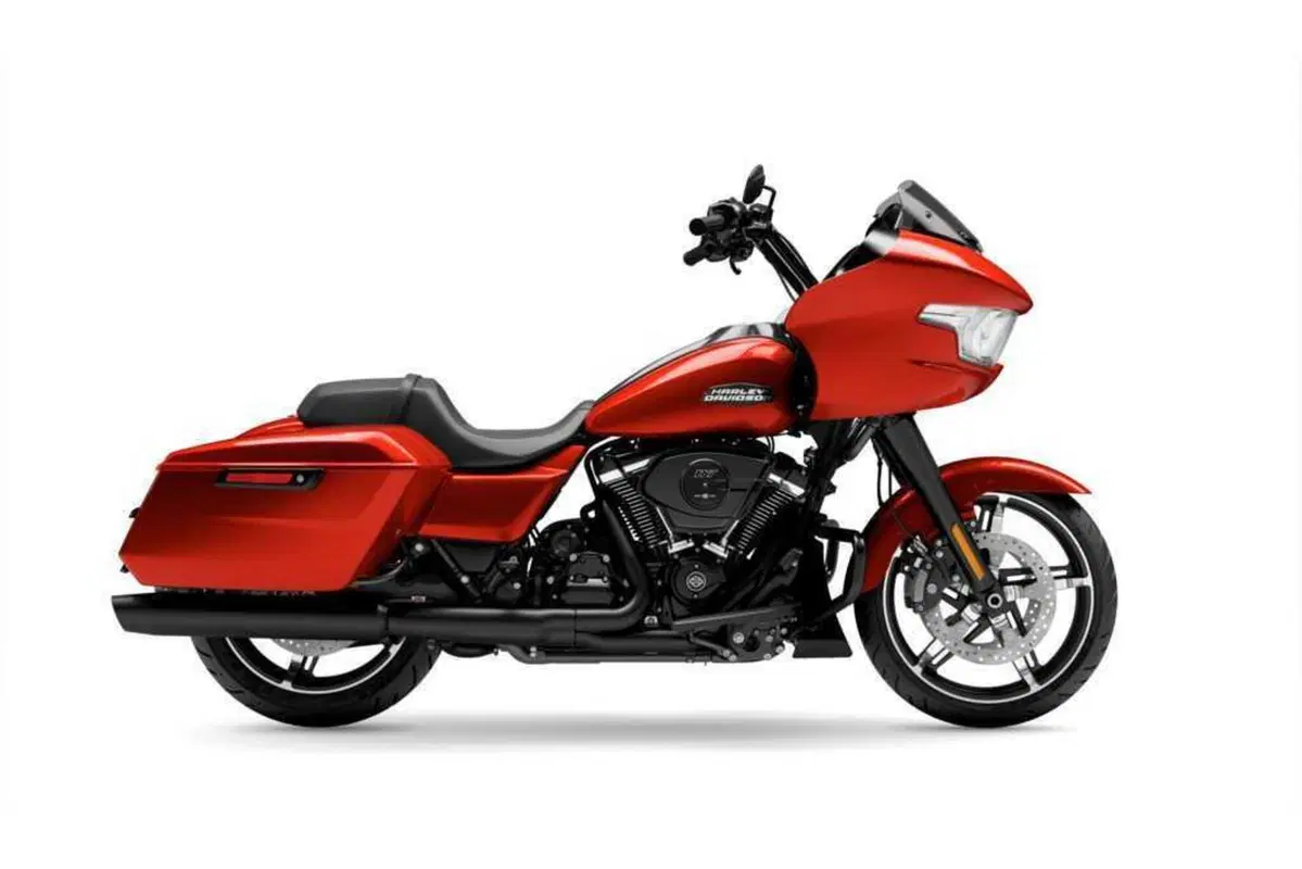 Come cambia il Road Glide 2024? Caratteristiche, prezzi e versioni (13)