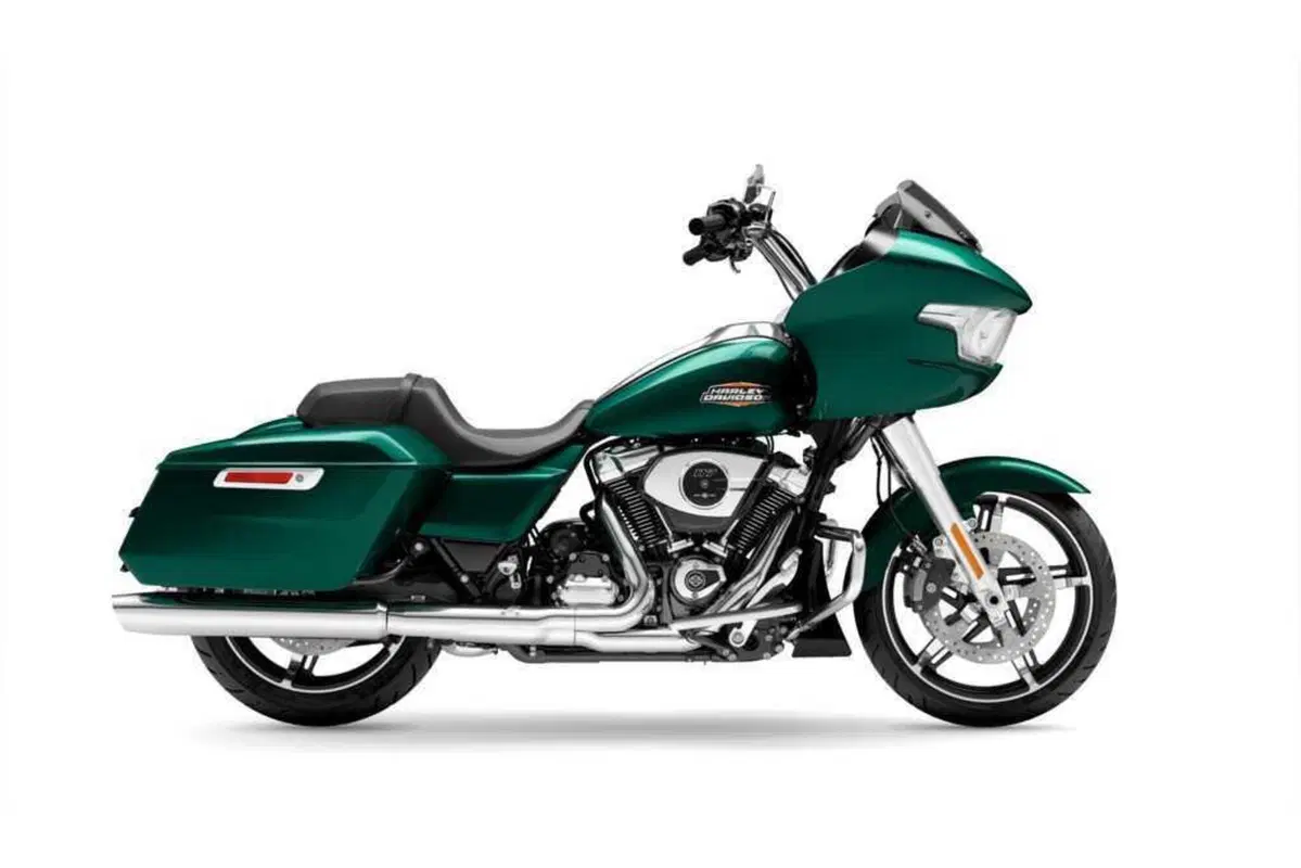 Come cambia il Road Glide 2024? Caratteristiche, prezzi e versioni (15)