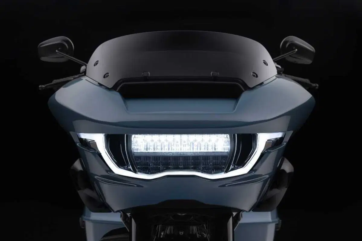 Come cambia il Road Glide 2024? Caratteristiche, prezzi e versioni (17)