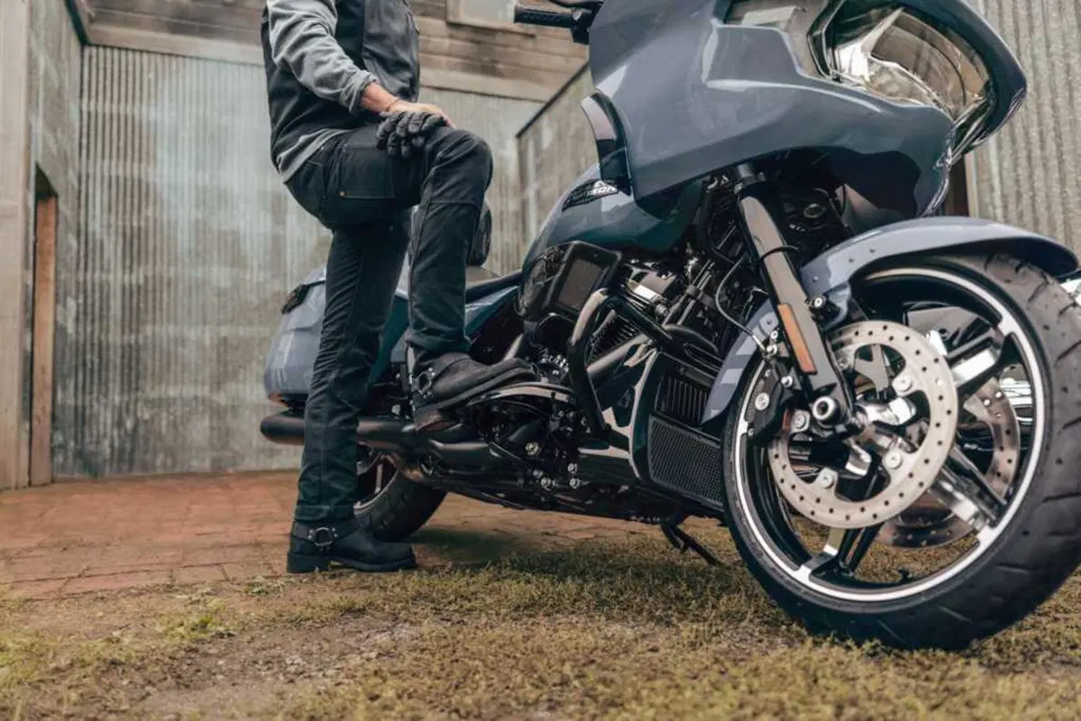 Come cambia il Road Glide 2024? Caratteristiche, prezzi e versioni (26)