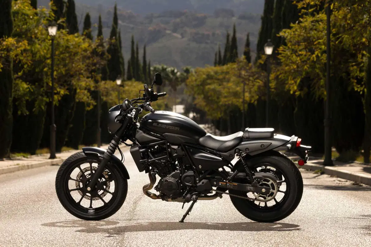 Kawasaki Eliminator 500 SE - Foto statiche