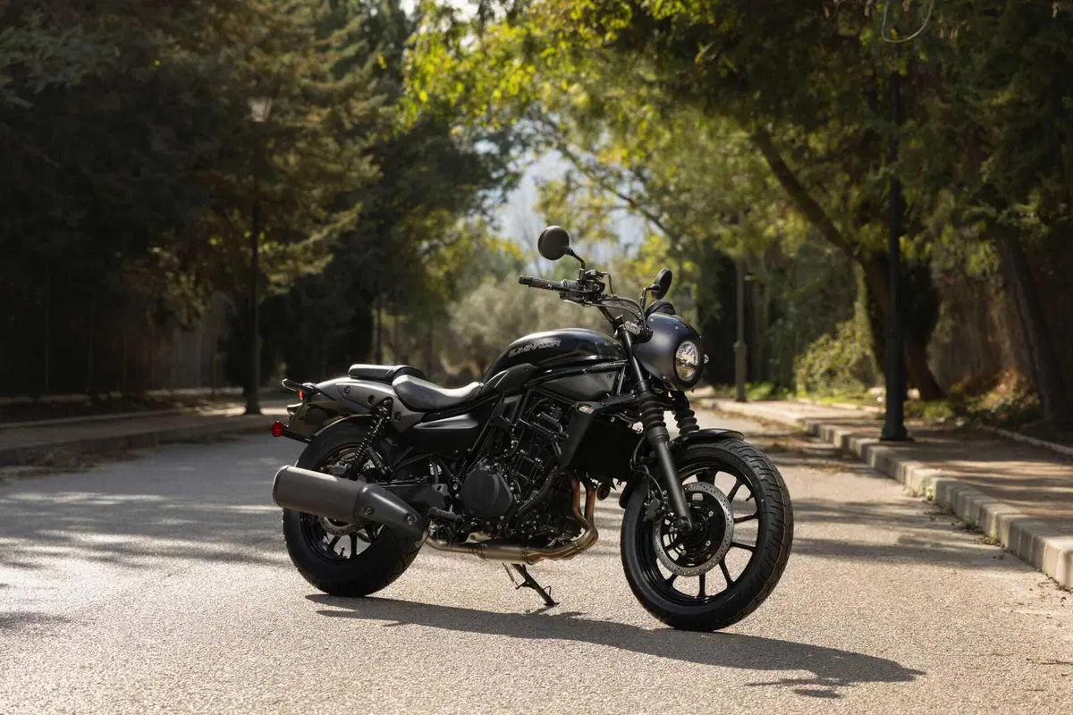 Kawasaki Eliminator 500 SE - Foto statiche (2)