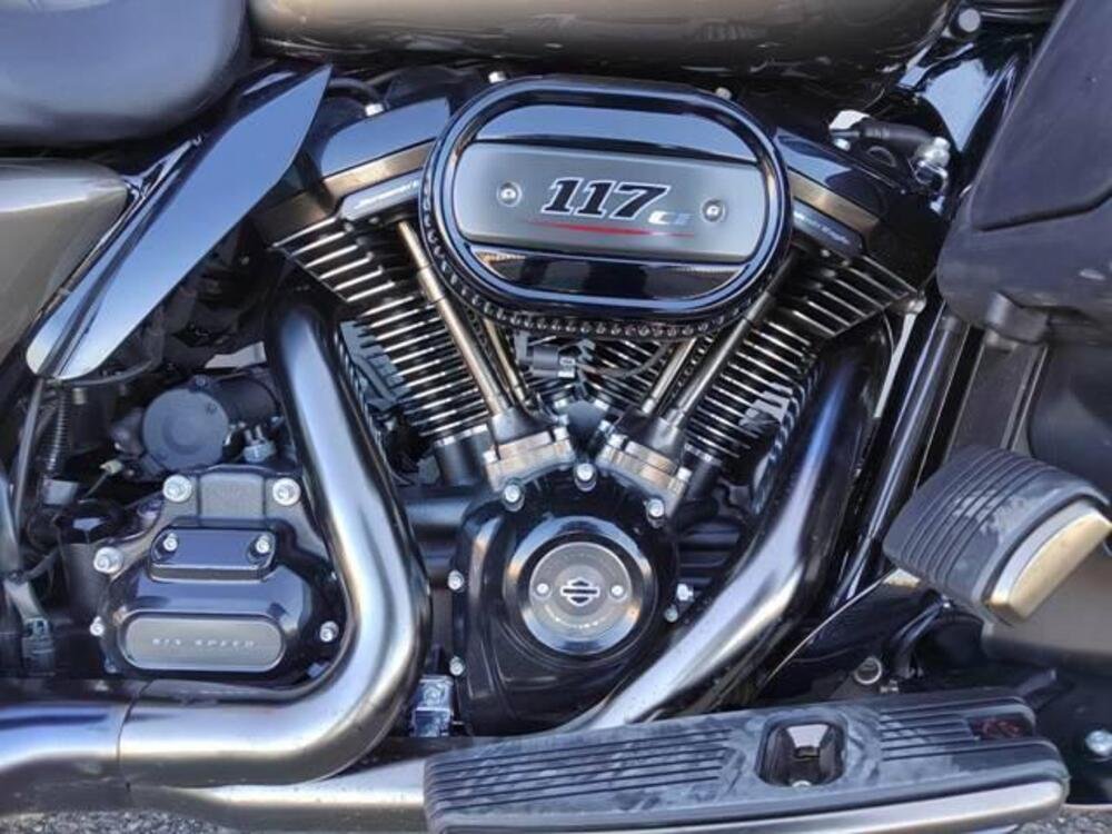 Harley-Davidson 117 Limited (2021) - FLHTKSE (2)