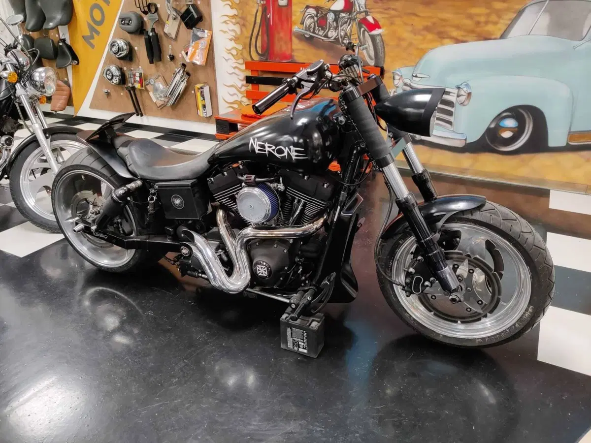 Harley-Davidson 1450 Super Glide (1999 - 02) - FXD (19)