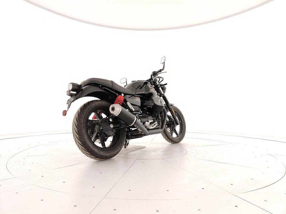 Moto Guzzi V7 Special Edition (2022 - 24) (4)