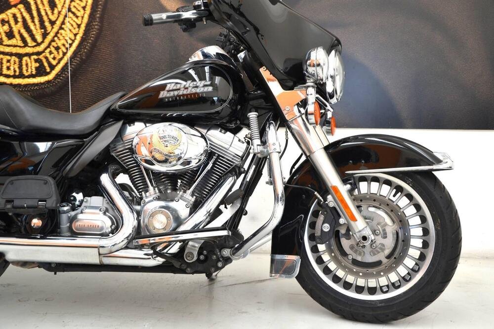Harley-Davidson 1584 Electra Glide Standard (2008 - 10) - FLHT (5)