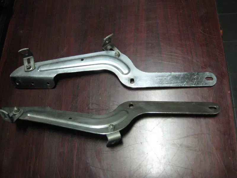 Supporti parabrezza Harley-Davidson Supporti parabrezza per Touglide (2)