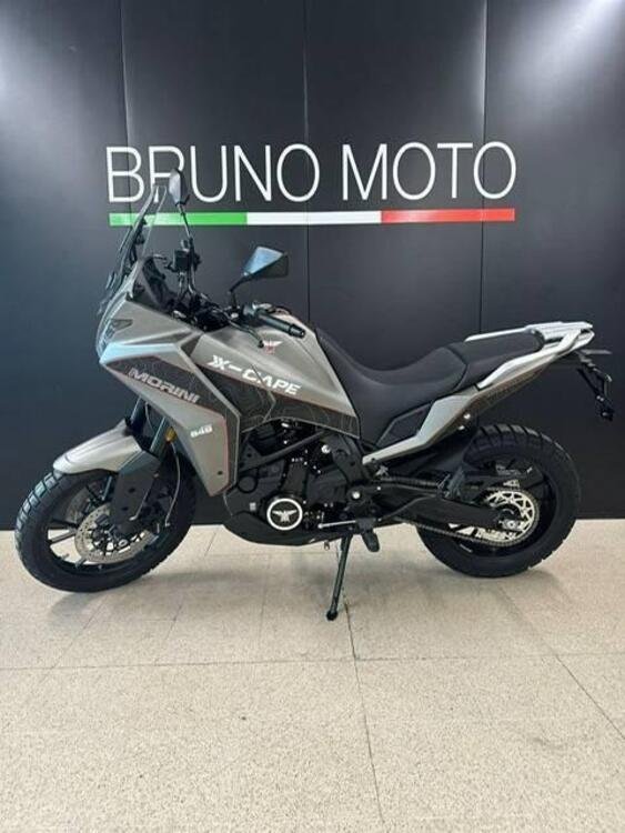 Moto Morini X-Cape 650 (2021 - 24) (2)