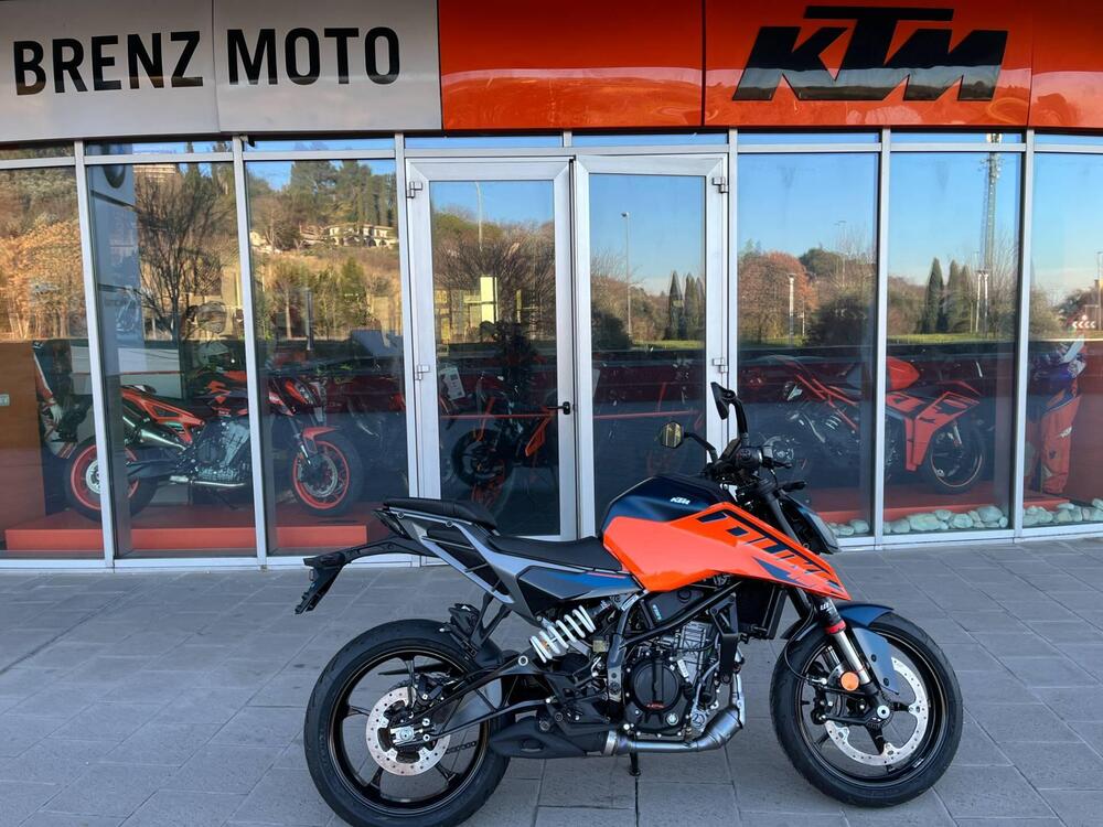 KTM 125 Duke (2024)