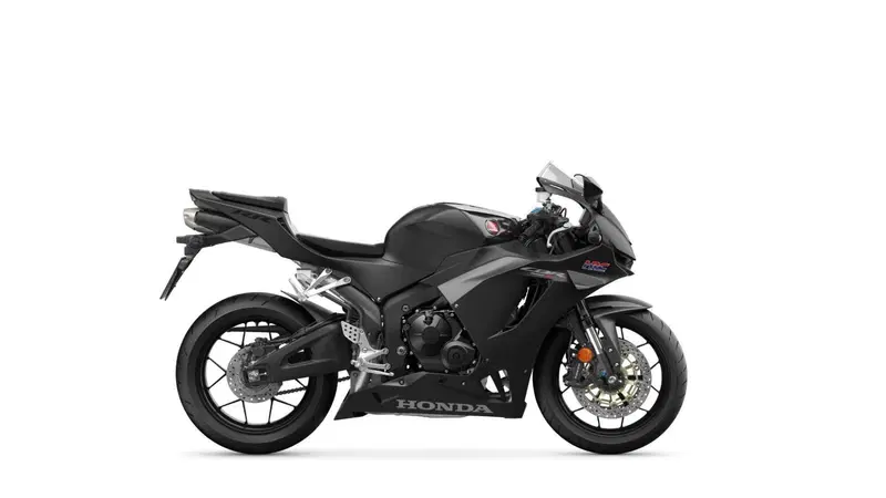 Honda CBR 600 RR (2024 - 26) (3)
