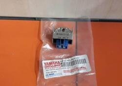 -Regolatore di tensione Yamaha 5RNH19600000