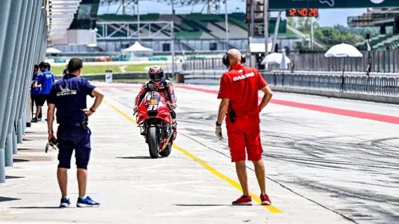 MotoGP 2024. Shakedown: tutte le novit&agrave; con Zam e l'ing. Giulio Bernardelle [VIDEO]