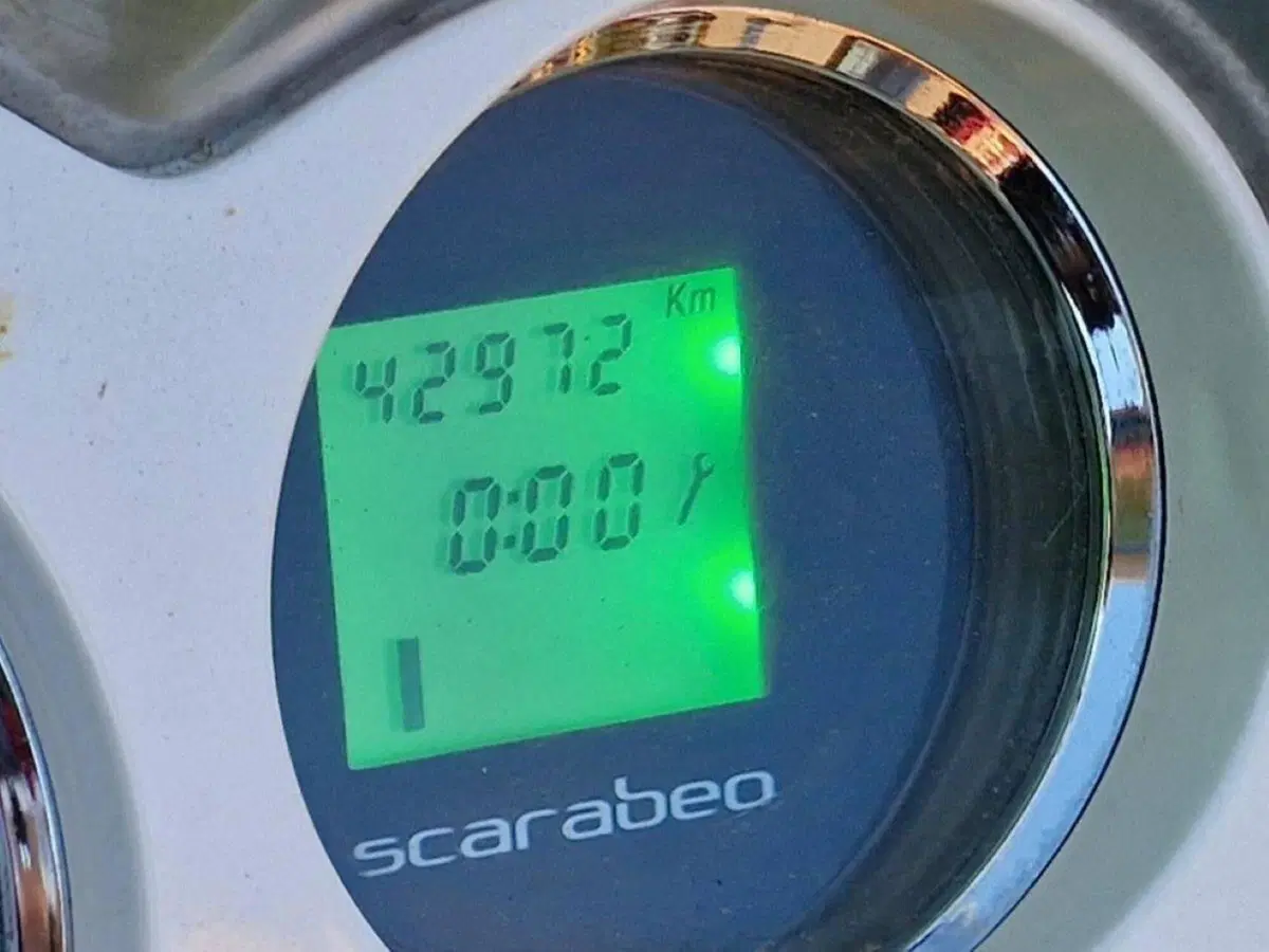 Aprilia Scarabeo 300 Special (2009 - 13) (4)