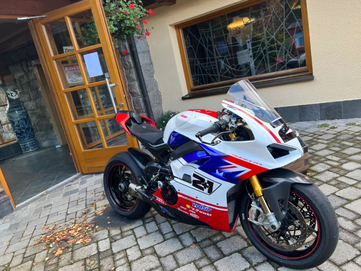 Ducati Panigale V4 S 1100 (2018 - 19)