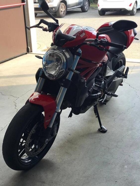 Ducati Monster 821 Stripe ABS (2015 - 17) (2)
