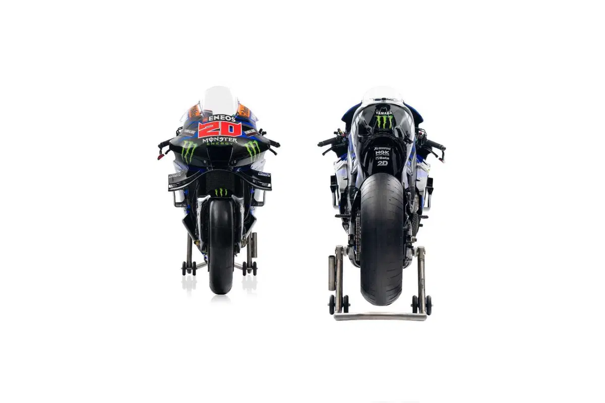 MotoGP 2024, tolti i veli alle Yamaha M1 di Quartararo e Rins! Tutte le foto [GALLERY] (9)