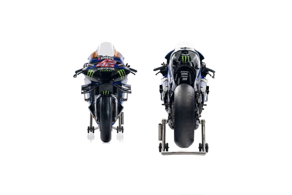 MotoGP 2024, tolti i veli alle Yamaha M1 di Quartararo e Rins! Tutte le foto [GALLERY] (22)