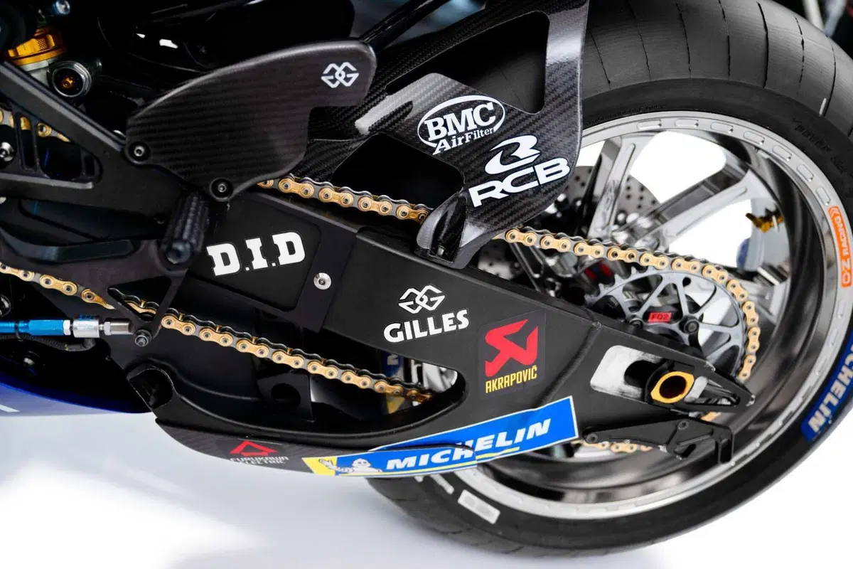 MotoGP 2024, tolti i veli alle Yamaha M1 di Quartararo e Rins! Tutte le foto [GALLERY] (25)