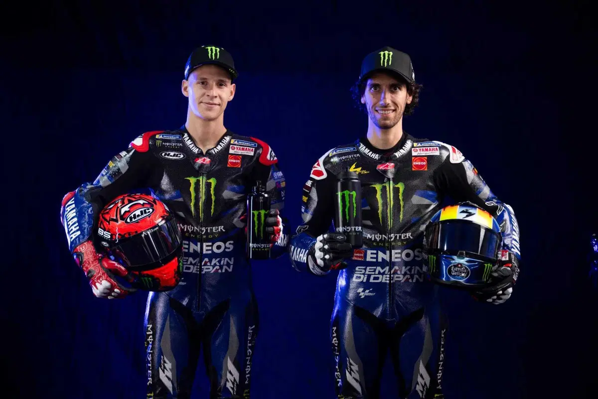 MotoGP 2024, tolti i veli alle Yamaha M1 di Quartararo e Rins! Tutte le foto [GALLERY] (63)