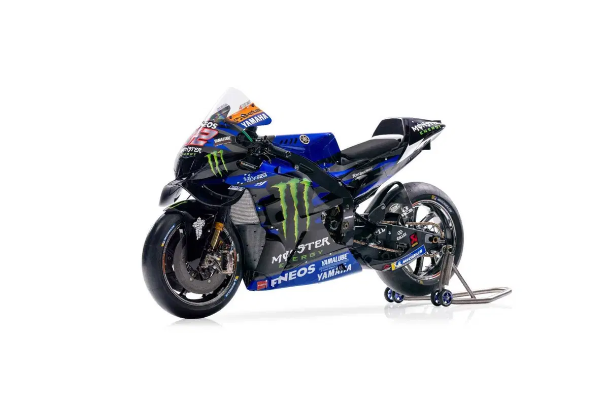MotoGP 2024, tolti i veli alle Yamaha M1 di Quartararo e Rins! Tutte le foto [GALLERY] (15)