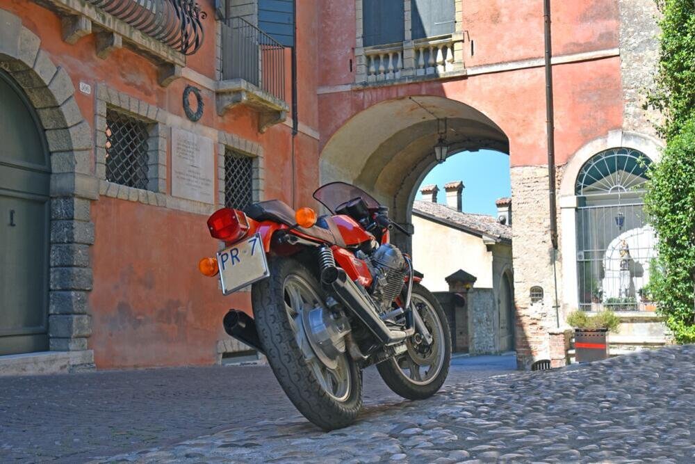 Moto Guzzi 850 le mans prima serie