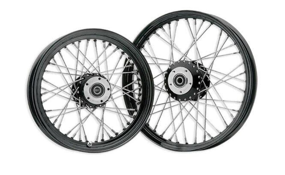 Ruota anteriore 16X3,5 - 40 raggi nera Per Softail 