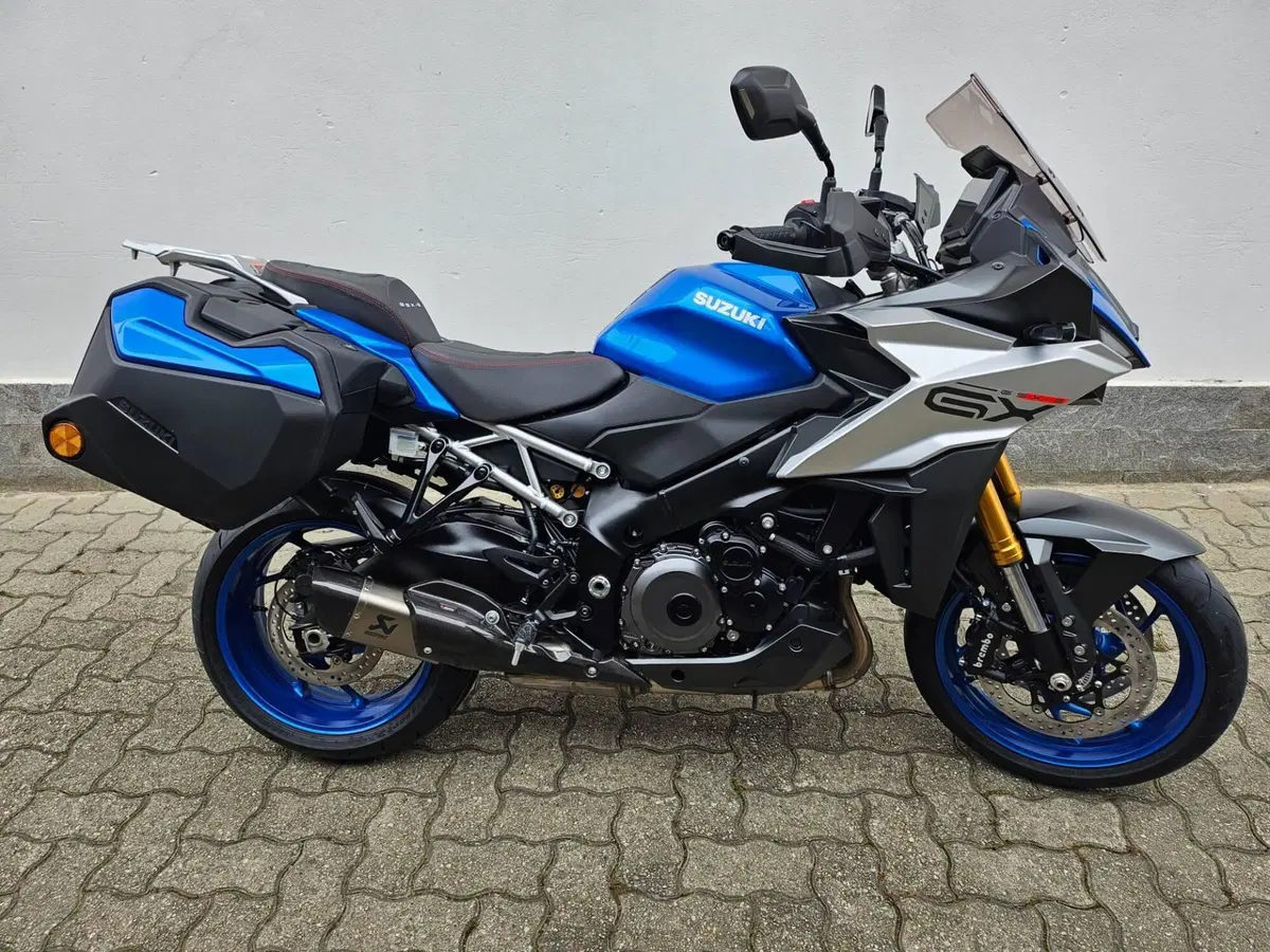 Suzuki GSX-S1000GX Top (2026) (15)