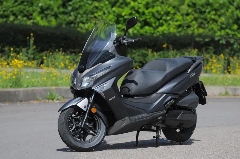 Kymco X-Town 300i (2021 - 24) (2)