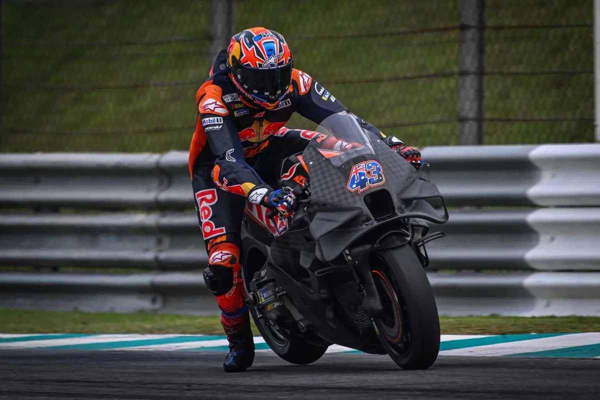 MotoGP 2024. Enea Bastianini davanti a tutti, Marc Marquez gira con gomme usate: resoconto del 2° giorno di test a Sepang [CLASSIFICA e GALLERY] (44)