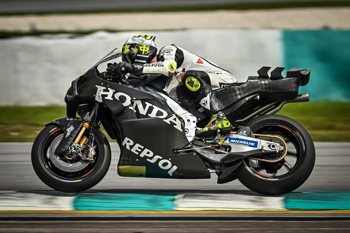MotoGP 2024. Enea Bastianini davanti a tutti, Marc Marquez gira con gomme usate: resoconto del 2° giorno di test a Sepang [CLASSIFICA e GALLERY] (47)