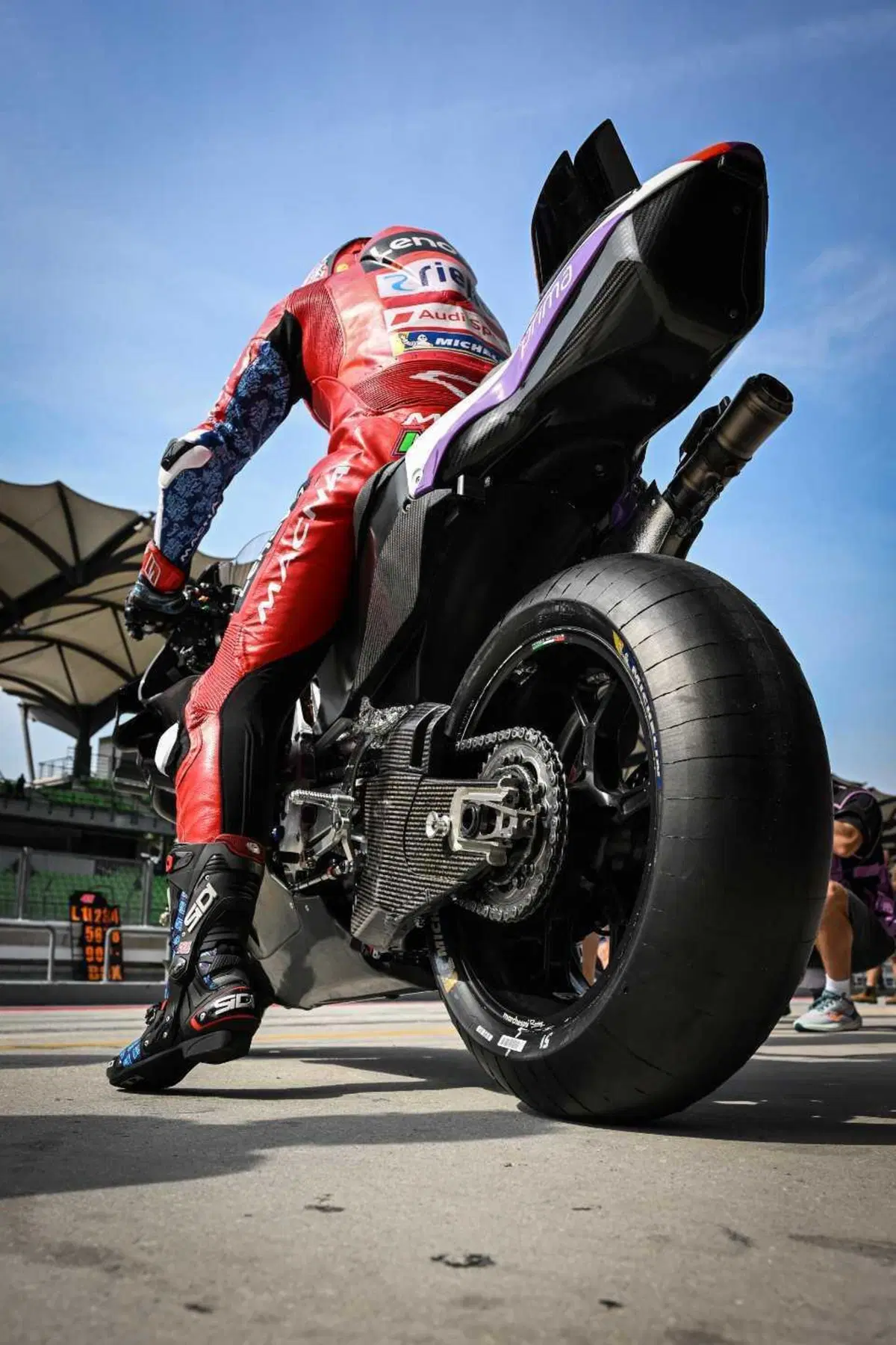 MotoGP 2024. Enea Bastianini davanti a tutti, Marc Marquez gira con gomme usate: resoconto del 2° giorno di test a Sepang [CLASSIFICA e GALLERY] (60)