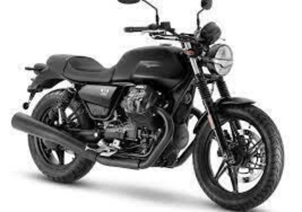Moto Guzzi V7 Stone (2021 - 24)
