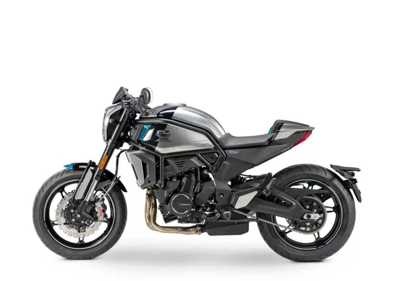CFMOTO 700CL-X 700CL-X Sport (2022 - 26) (10)